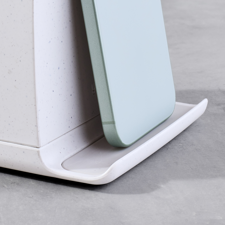 Ledge_ToothbrushHolder_2-slot_Feature3.png